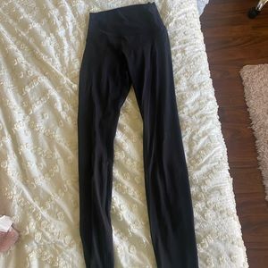 black lululemon align leggings